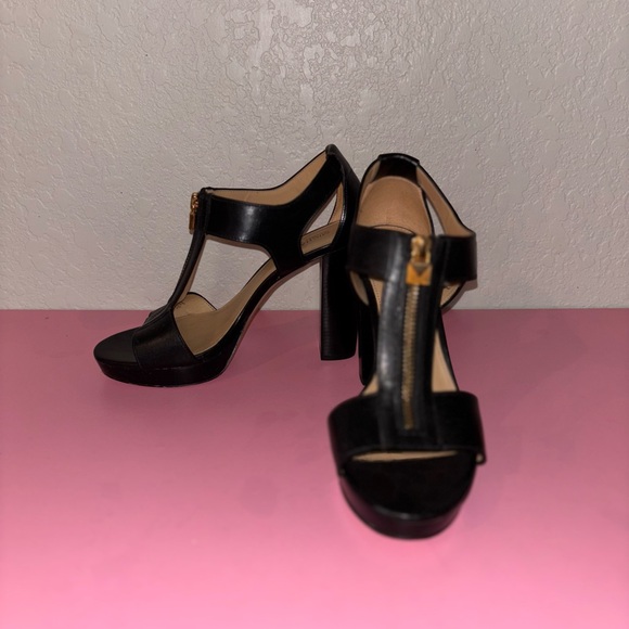 Michael Kors Berkley T Strap Platform Leather Heels with Gold Accents - Picture 2 of 10